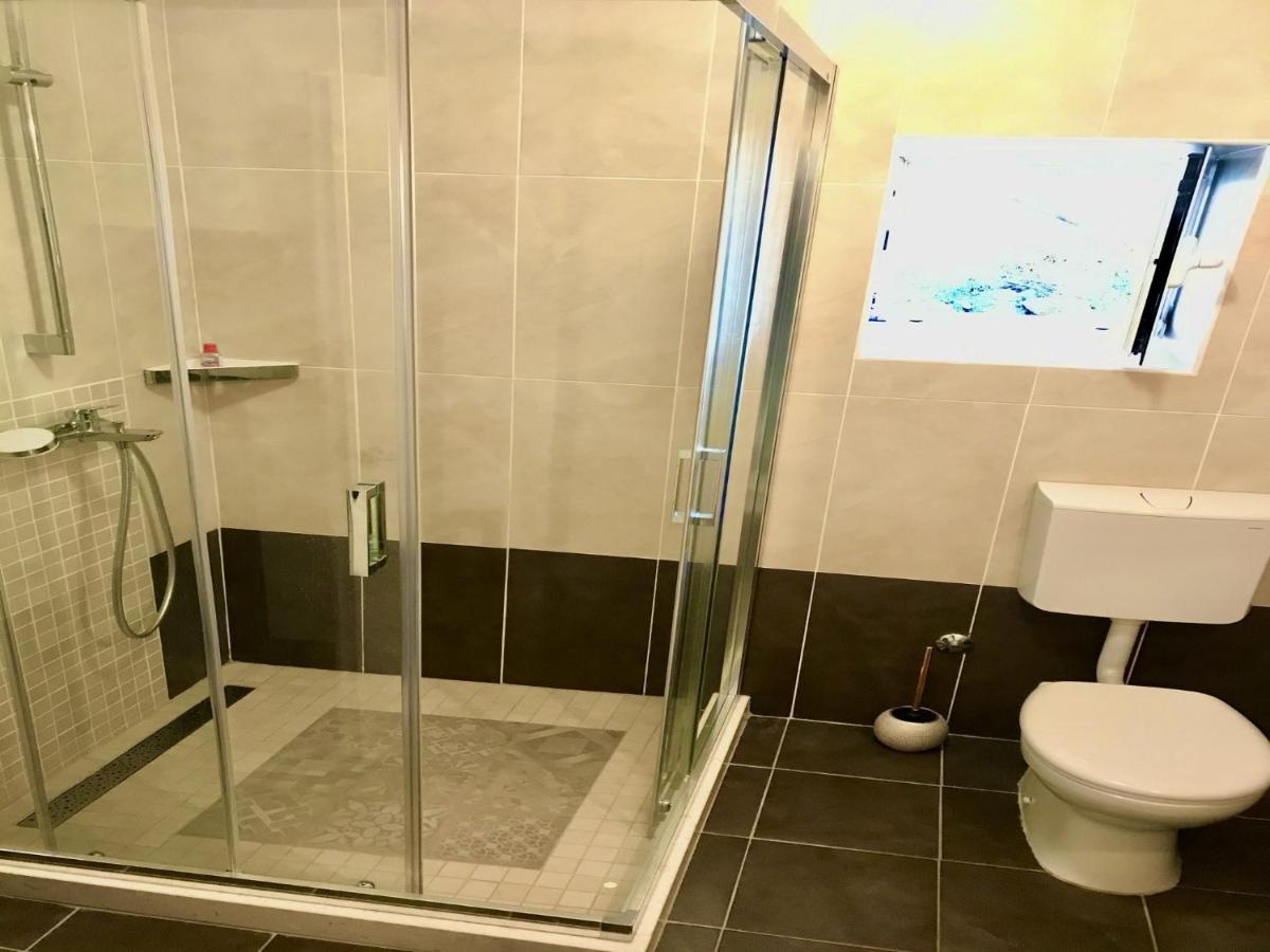 Villa Tony Orasac Εξωτερικό φωτογραφία